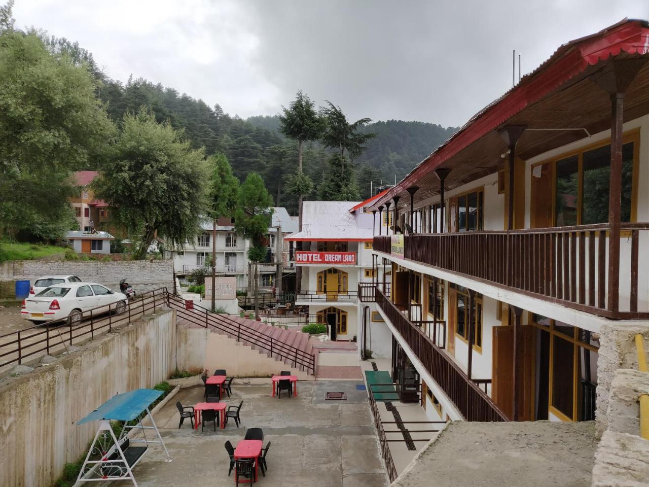 Hotel Rl Dreamland Kud Exterior photo
